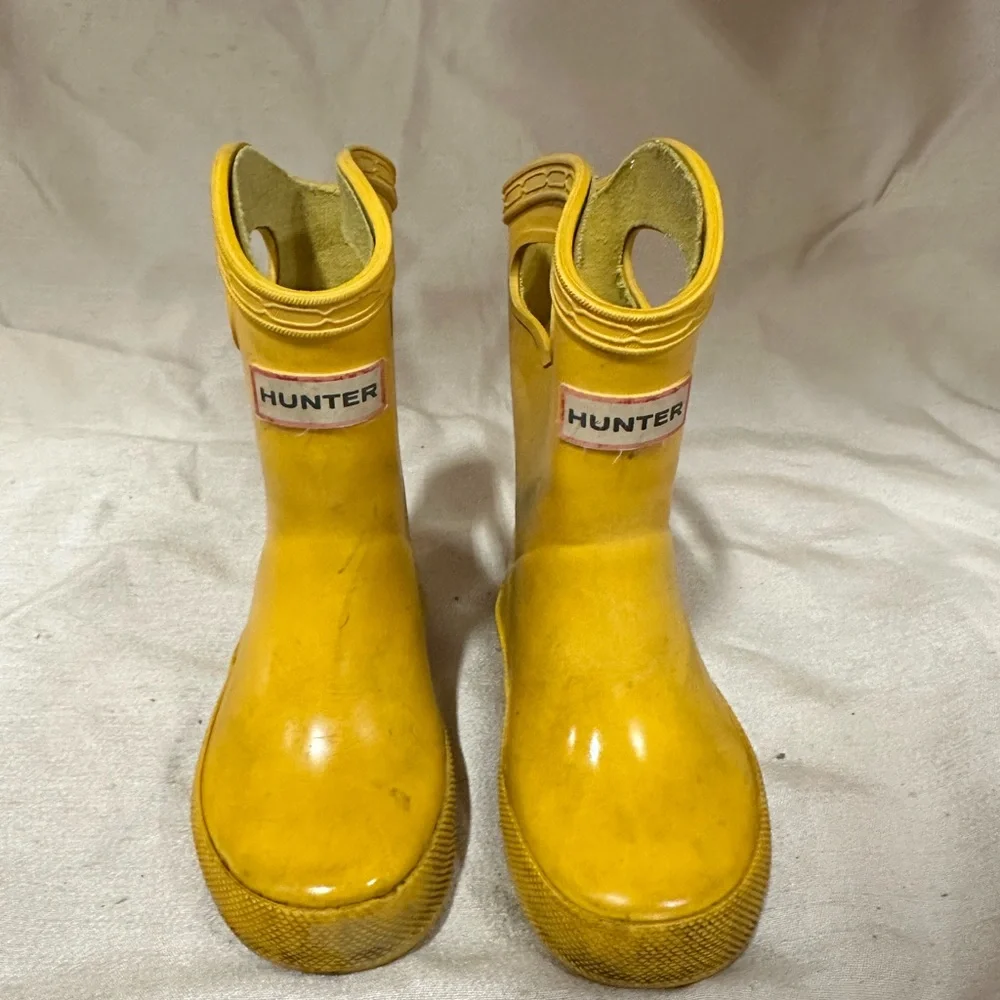 Hunter Yellow Rain & Snow Boots Waterproof Pull-On